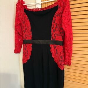 VENUS Black and Red Off the Shoulder Long Sleeve Sheath Dress